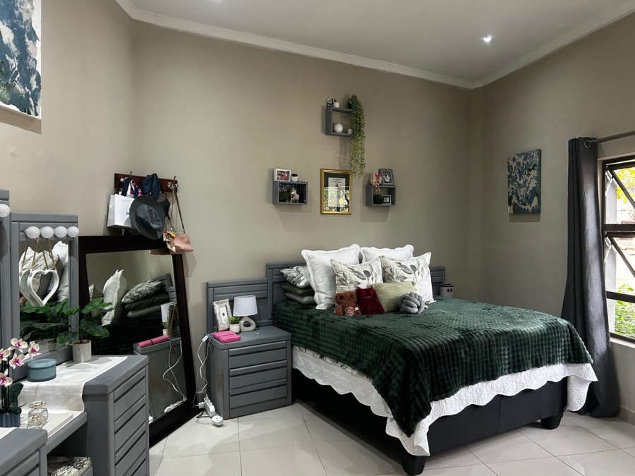 12 Bedroom Property for Sale in Boschfontein Gauteng